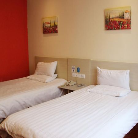 Hanting Express Tianjin Haixin District Yujiapu 톈진 객실 사진